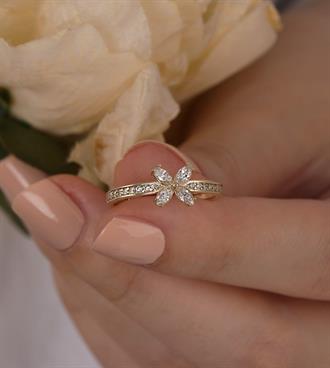 Taşlı Kardelen Yüzük