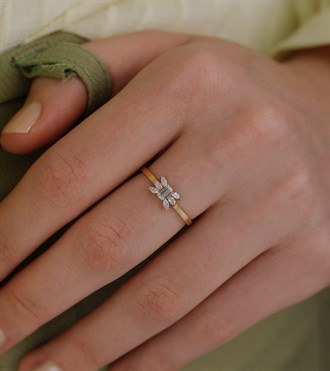 Taşlı Kelebek Yüzük