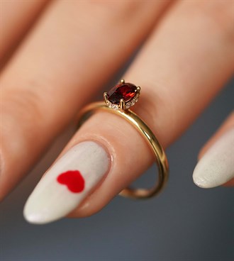 Yakut Tektaş Yüzük