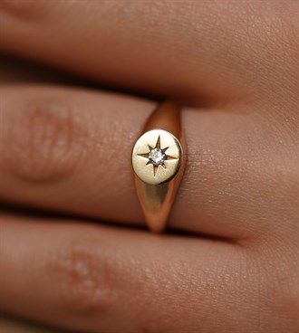 Şovalye Yıldız Yüzük