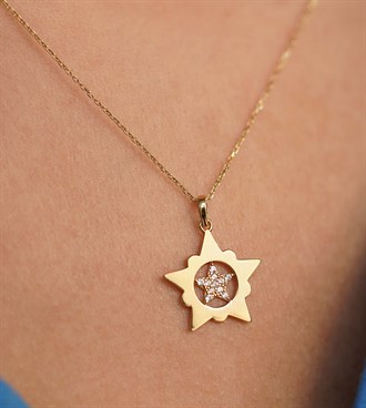 Yıldızlı Kolye