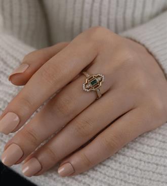 Yeşil Taşlı Elegant Yüzük