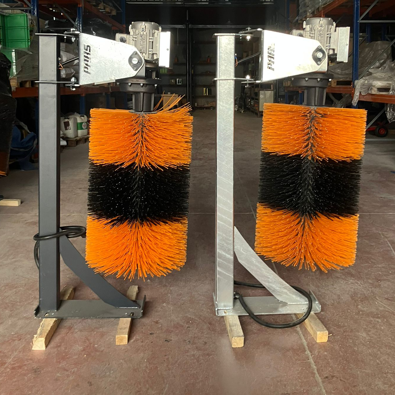 TRH Galvenizli Otomatik Hayvan Kaşıma Fırçası