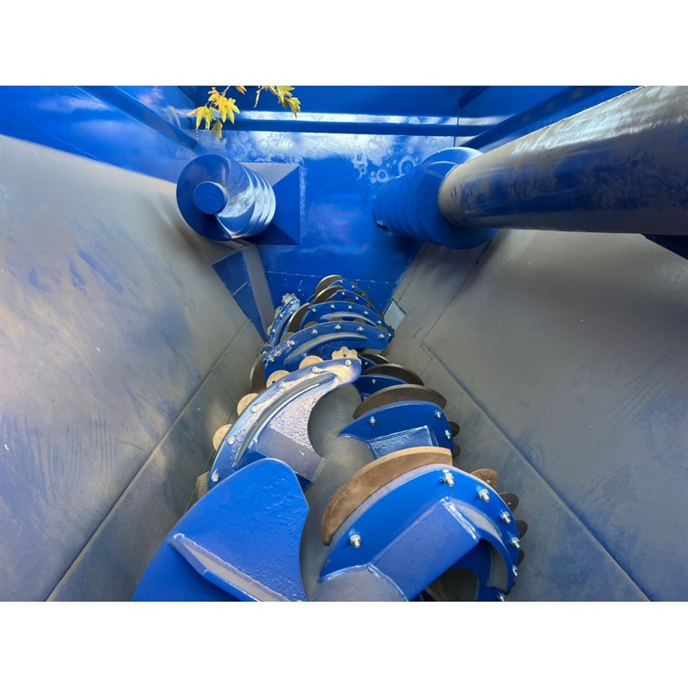 Delaval 12 m3 Yatay Yem Karma Makinesi 2012 (Fiyat için Arayın)