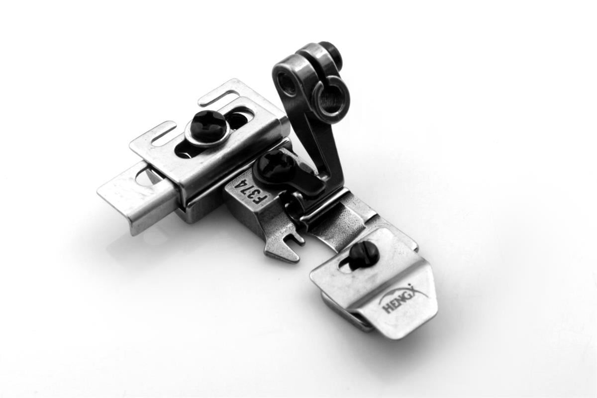 Overlok 4 İplik Lastik Ve Ekstrafor Ayağı