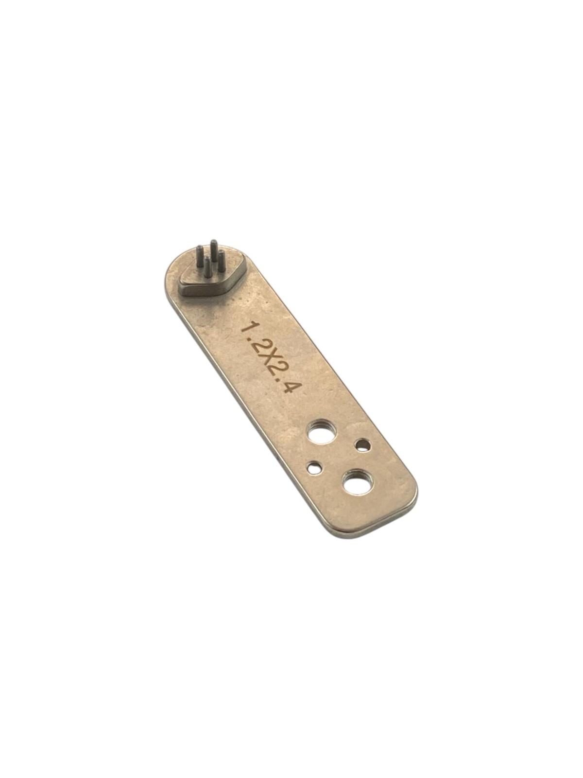 Kovalı Düğme Makinesi 4Lü Düğme Kalıbı-1.2X2.4mm