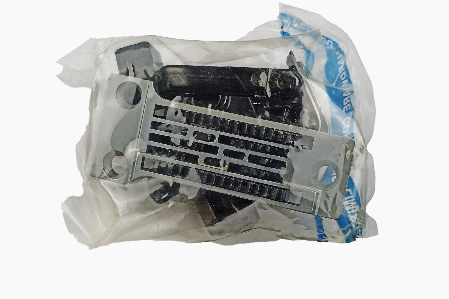 Brother 926 Kollu Makinesi 3 İğne Gömlek Takım-1/4