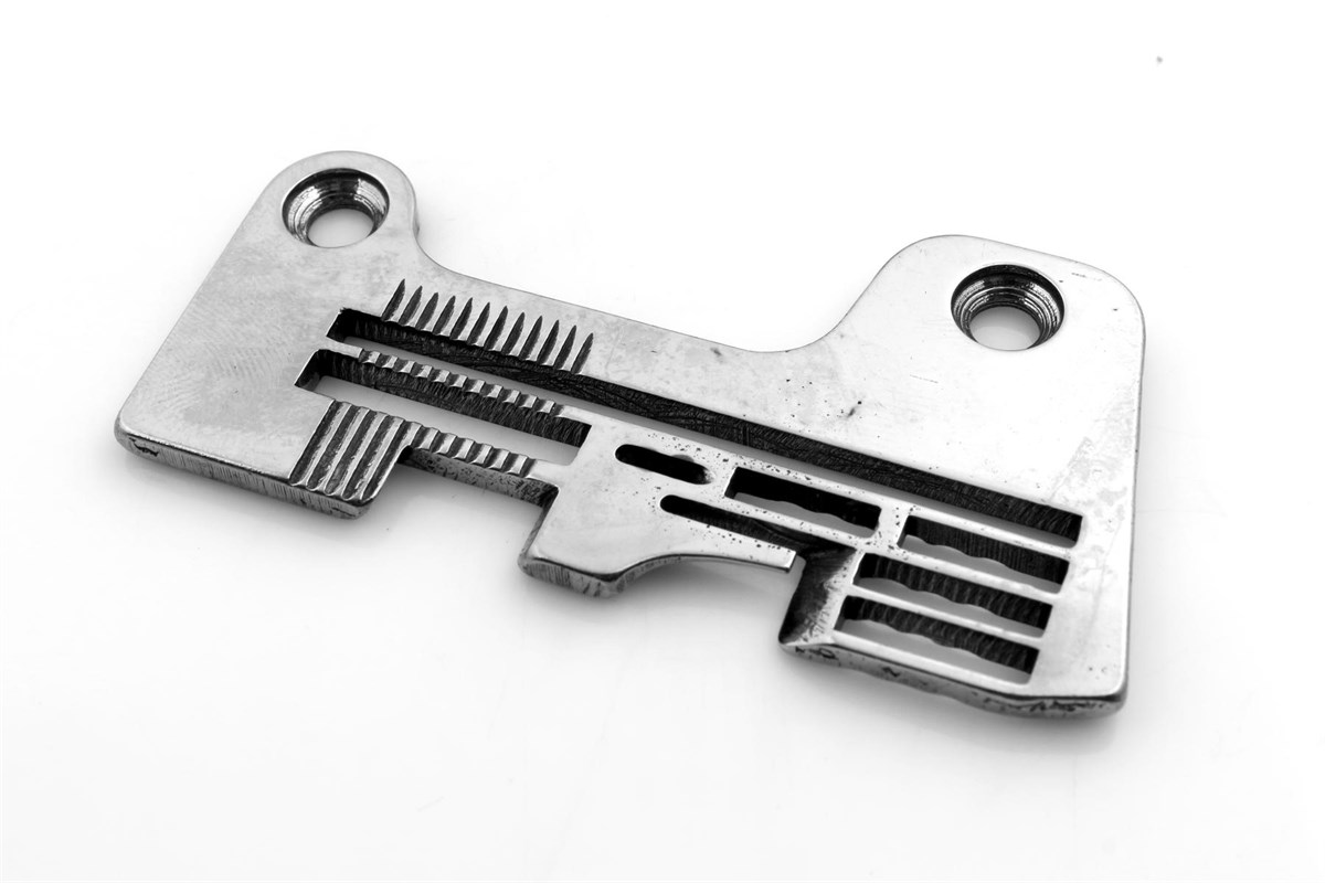 Brother Overlok 5 İplik Penye Plaka