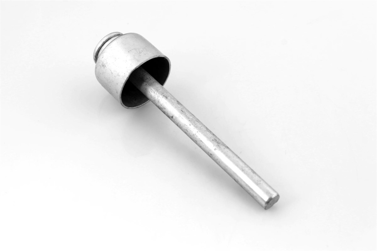 Düz Makine Metal Dizlik Şapkası