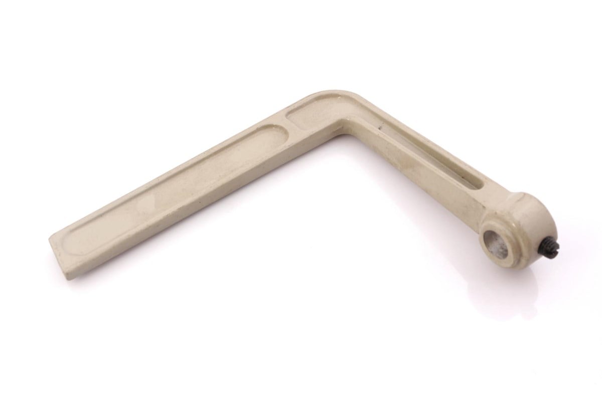 Typical Düz Dikiş Makine Zigzak Kolu