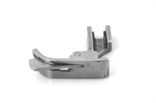 Düz Makine Tırnaklı Sağ Çima Ayak