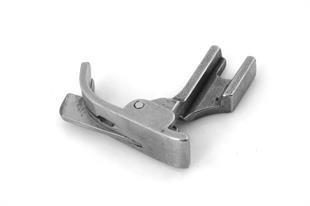 Düz Makine Tırnaklı Sol Çima Ayak