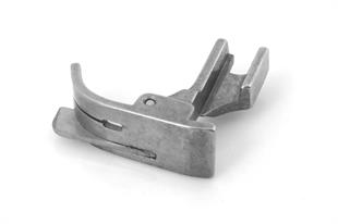 Düz Makine Tırnaklı Sol Çima Ayak