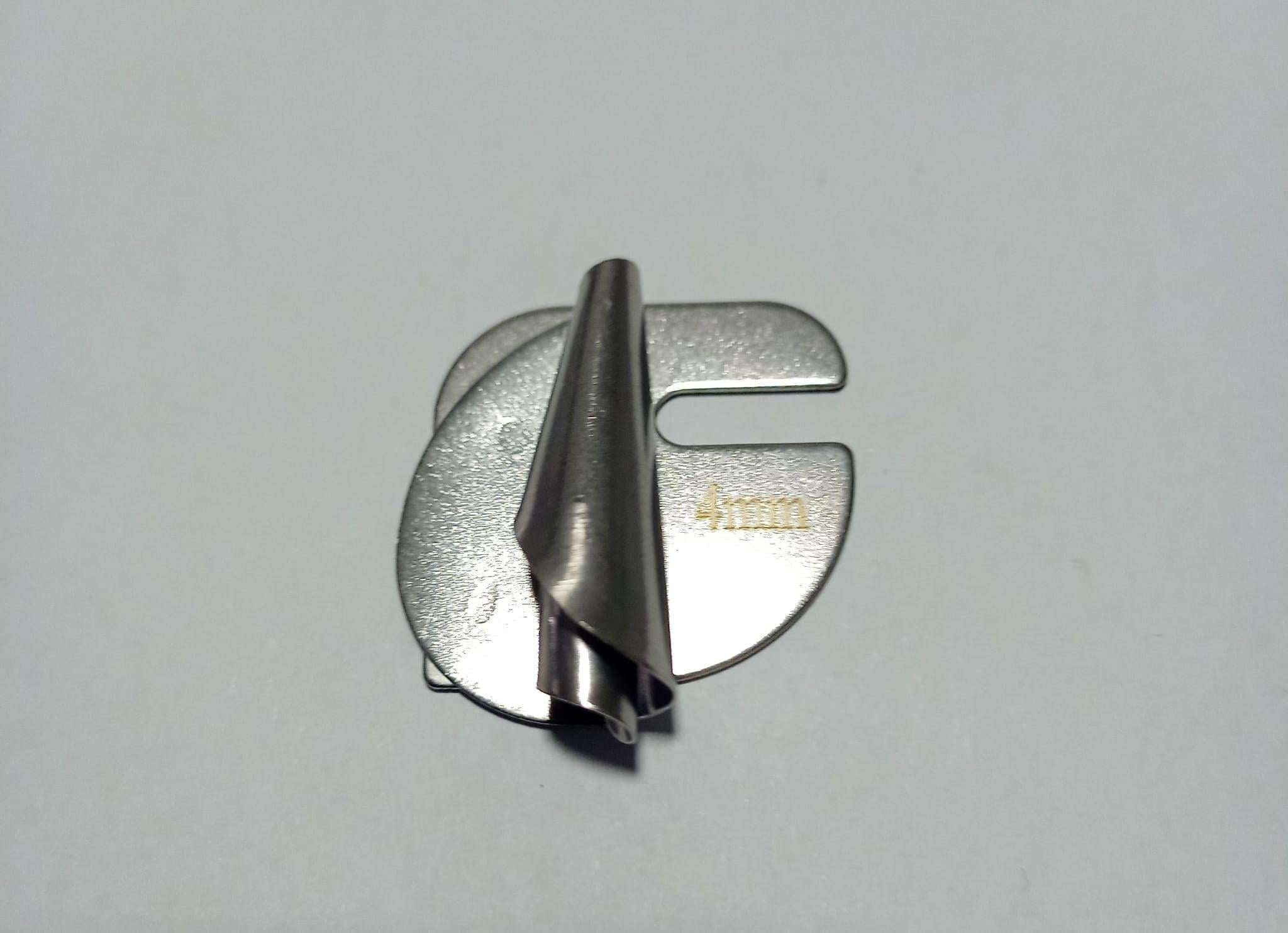 Düz Makine Plakaya Takılan Etek Kıvırma Aparası