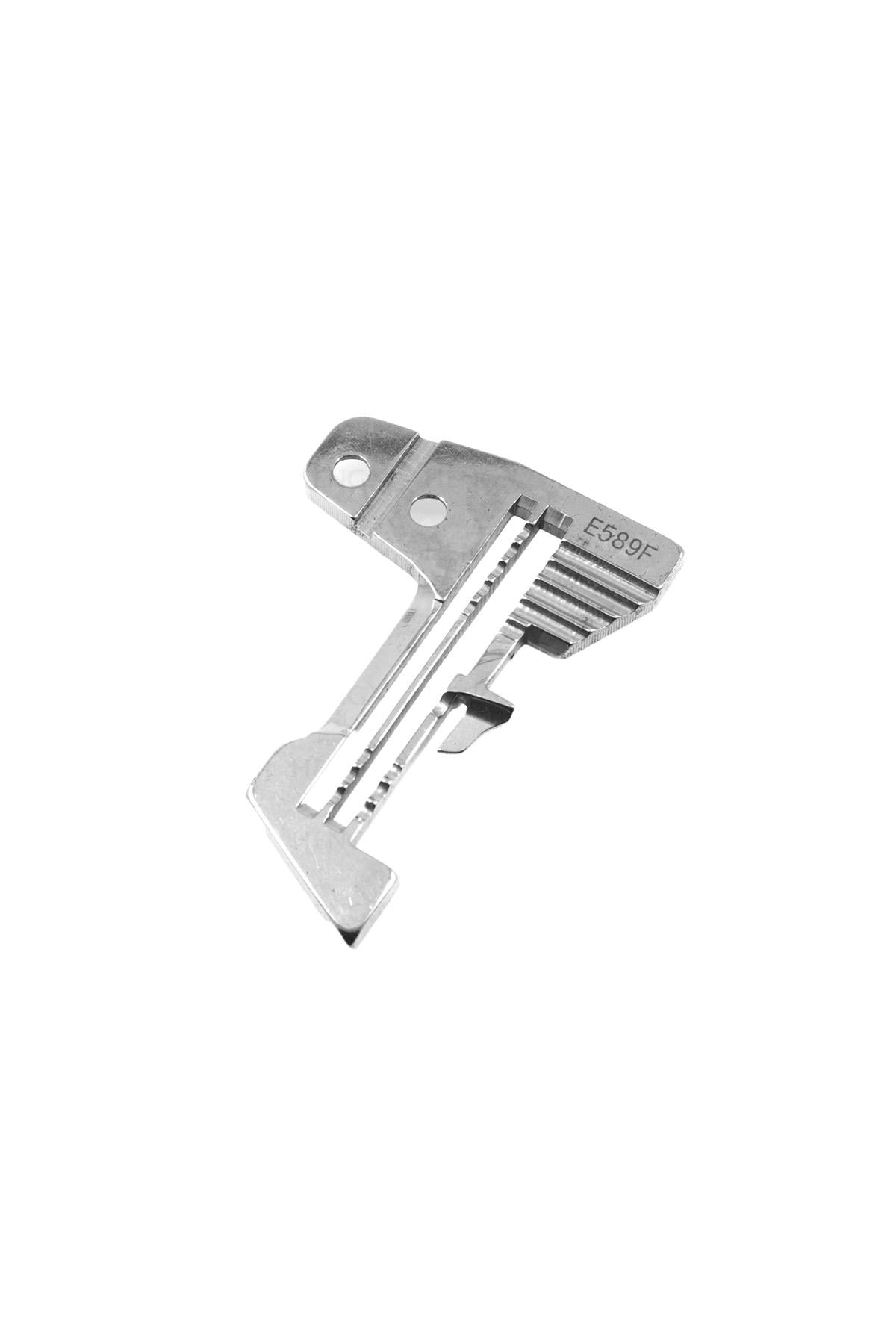 Siruba Overlok 3 İplik Kıstırma Plaka | E589F | HENGXSiruba Overlok 3 İplik Kıstırma Plaka