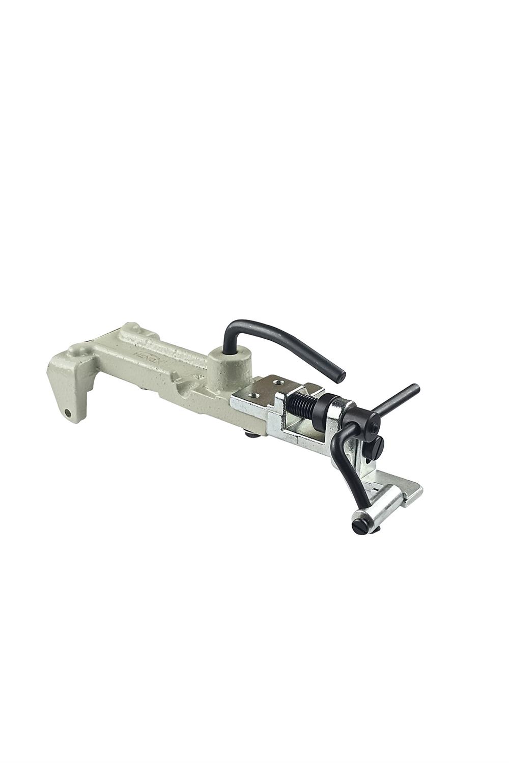 Brorher 913-Juki 373 Top Düğme Aparası | 142570-001-HX | MarkasızBrorher 913-Juki 373 Top Düğme Aparası