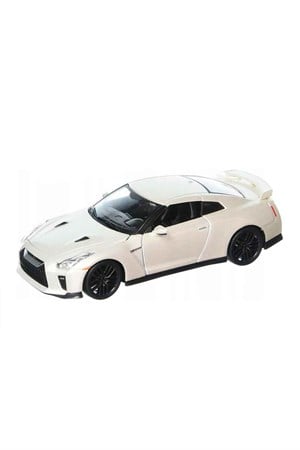 1:24 2017 Nissan GT R Model Araba - Beyaz-Maket Araçlar