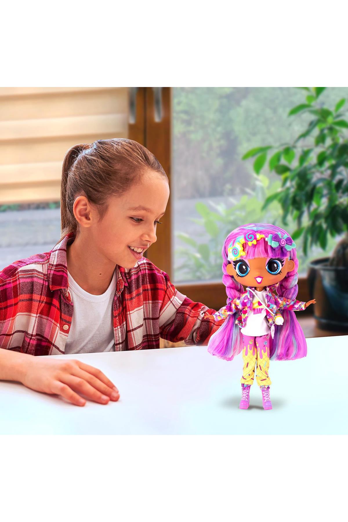 Decora Girlz Büyük Moda Bebeği Sweetie