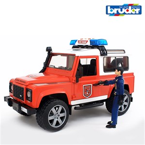 Land Rover İtfaiye Aracı Ve İtfaiye Memuru BR02596