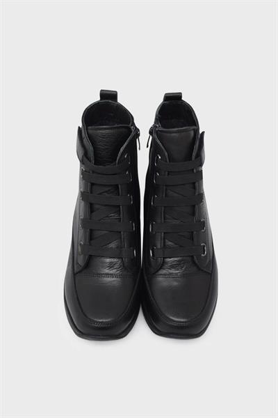 Beety Kadın Comfort Cırtlı Deri Bot Siyah AKYN176.1527