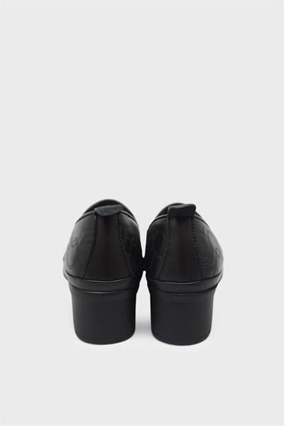 Beety Kadın Comfort Yazlık Deri Ayakkabı Siyah AKYN83.K5