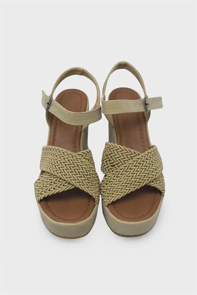 Beety Kadın Dolgu Topuk Sandalet Bej AKYN125.9997