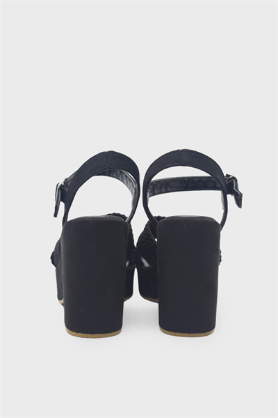 Beety Kadın Dolgu Topuk Sandalet Siyah AKYN125.9997