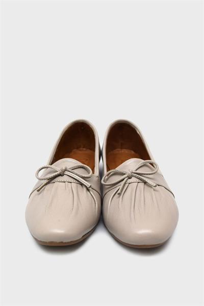 Beety Kadın Fiyonklu Deri Babet Taş AKYN142.133