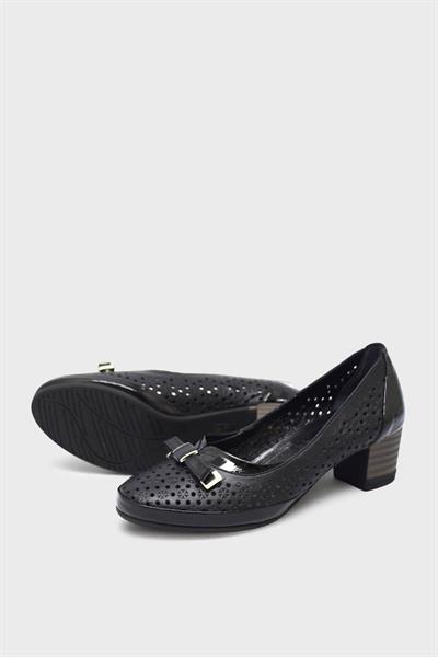 Beety Kadın Günlük Topuklu Deri Ayakkabı Siyah AKYN01.8331