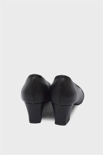 Beety Kadın Küt Burun Topuklu Ayakkabı Siyah AKYN23.8625