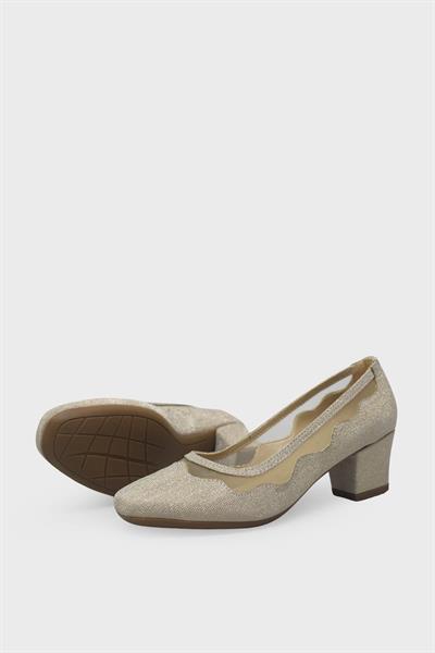 Beety Kadın Küt Burunlu Topuklu Ayakkabı Altın Simli AKYN8637