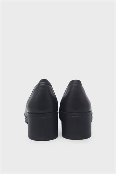 Beety Kadın Lazer Baskılı Yazlık Topuklu Deri Ayakkabı Siyah AKYN219.526