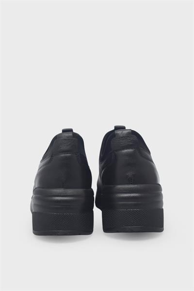 Beety Kadın Streçli Comfort Deri Ayakkabı Siyah AKYN176.055-F