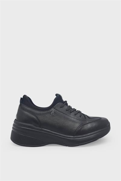 Beety Kadın Streçli Comfort Deri Ayakkabı Siyah AKYN176.055-F