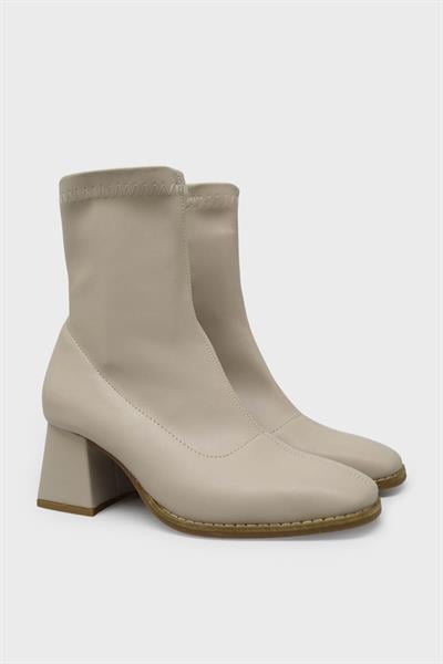 Beety Kadın Streçli Topuklu Bot Ten AKYN119.101