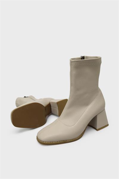 Beety Kadın Streçli Topuklu Bot Ten AKYN119.101