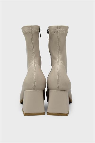 Beety Kadın Streçli Topuklu Bot Ten AKYN119.101