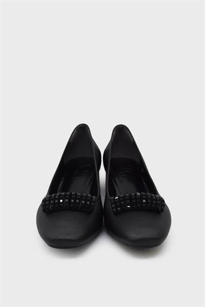 Beety Kadın Taş Detaylı Topuklu Ayakkabı Siyah Saten AKYN18.512