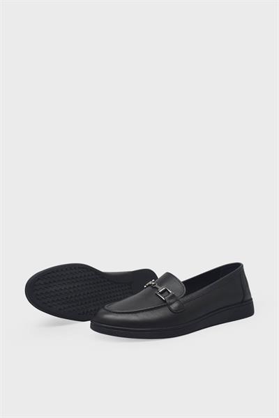 Beety Kadın Toka Detaylı Casual Deri Ayakkabı Siyah AKYN04.2122