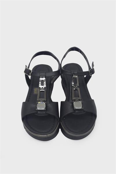 Beety Kadın Toka Detaylı Günlük Sandalet Siyah AKYN186.2009