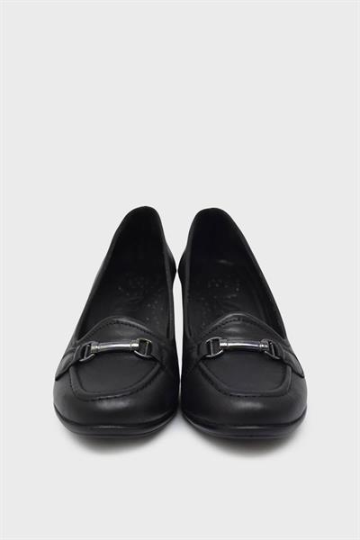 Beety Kadın Topuklu Deri Ayakkabı Siyah AKYN101.105