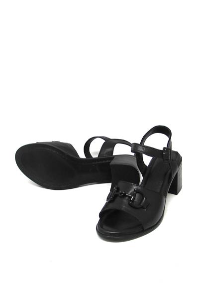 Beety Kadın Topuklu Deri Sandalet Siyah AKYN116.300