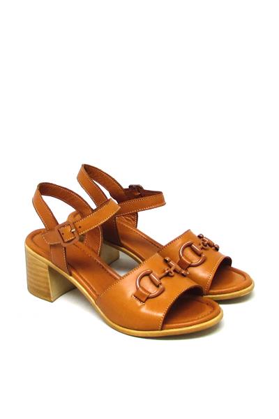 Beety Kadın Topuklu Deri Sandalet Taba AKYN116.300