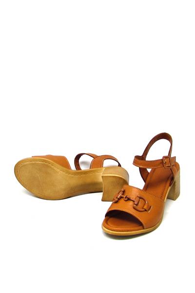 Beety Kadın Topuklu Deri Sandalet Taba AKYN116.300