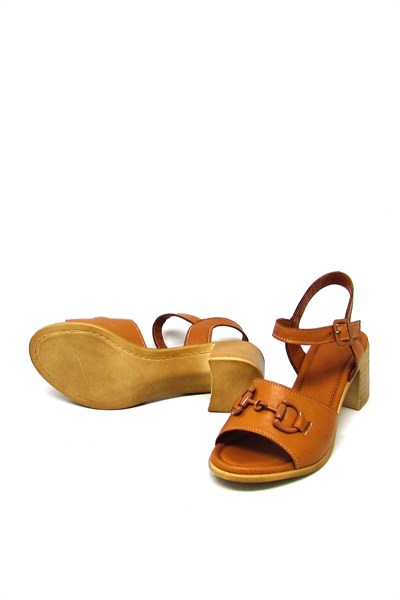 Beety Kadın Topuklu Deri Sandalet Taba AKYN116.300