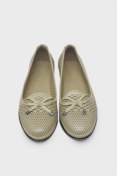 Beety Kadın Yazlık Fiyonk Detaylı Casual Deri Ayakkabı Bej AKYN46.25