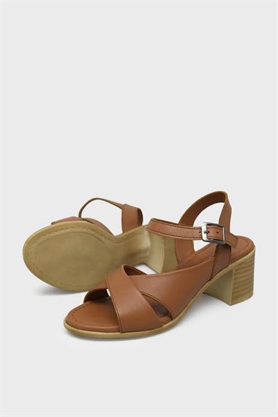 Bulldozer Kadın Topuklu Deri Sandalet Taba BUL-231699