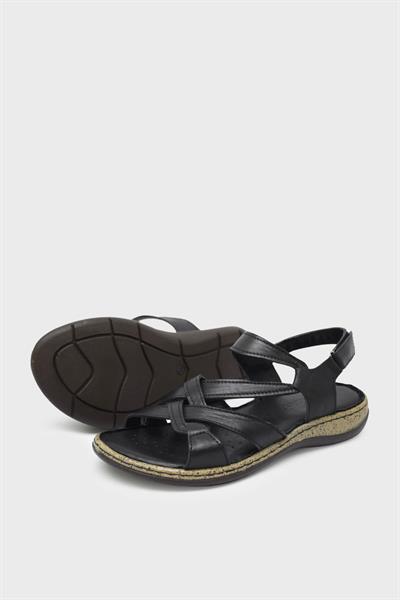 Castle Black Kadın Casual Deri Sandalet Siyah CB22337