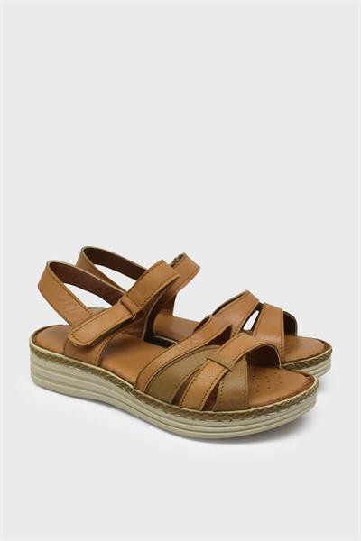 Castle Black Kadın Casual Deri Sandalet Taba CB22338