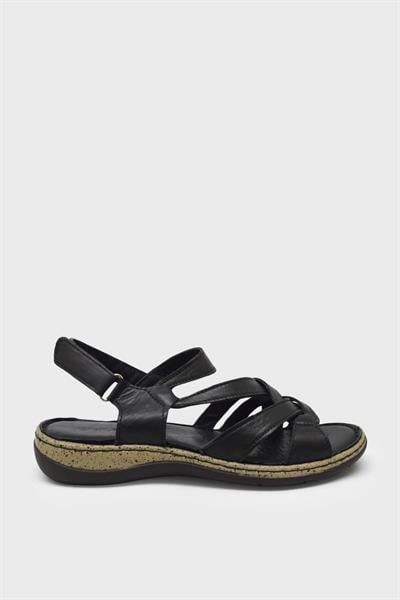 Castle Black Kadın Casual Deri Sandalet Siyah CB22337